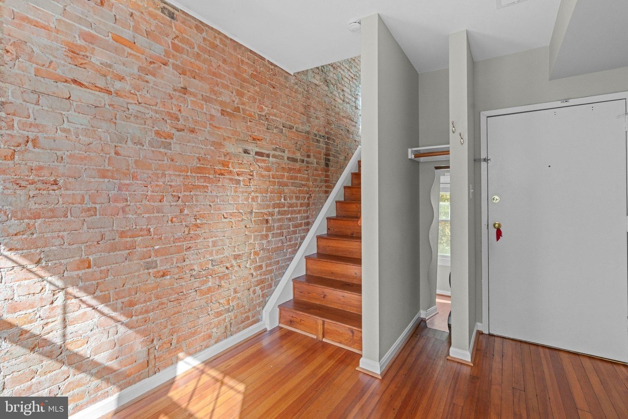 5227 Connecticut Ave Nw #307 - Photo 4 of 43