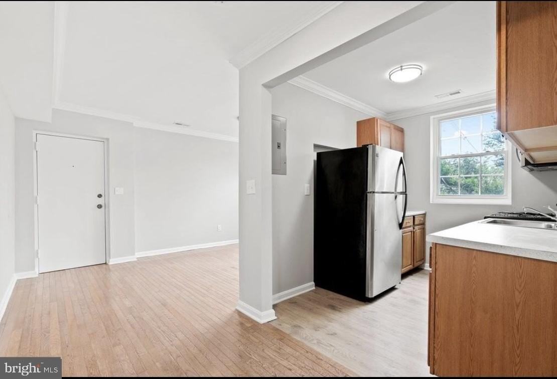 4508 B St Se #5 - Photo 3 of 9