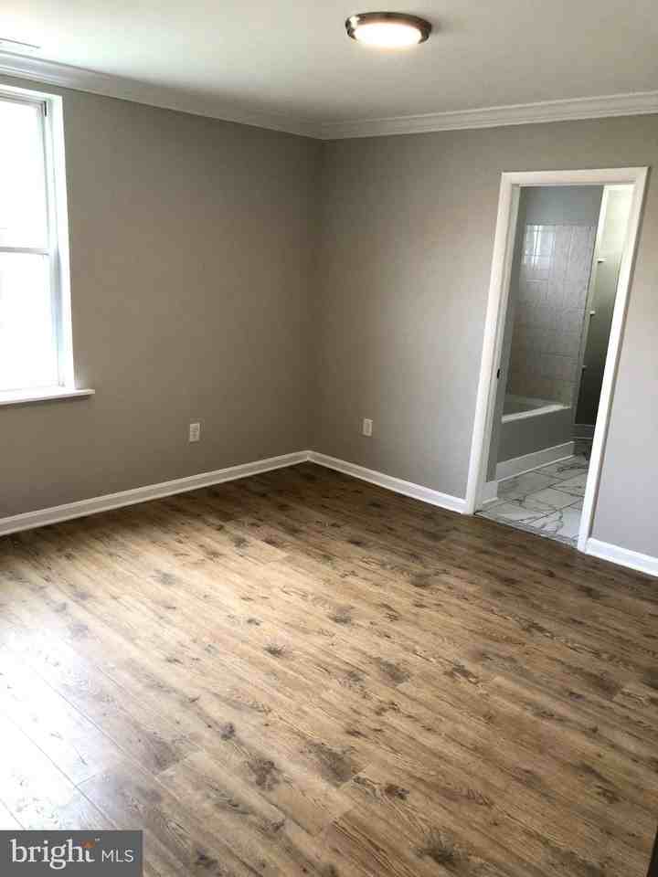 4508 B St Se #5 - Photo 7 of 9