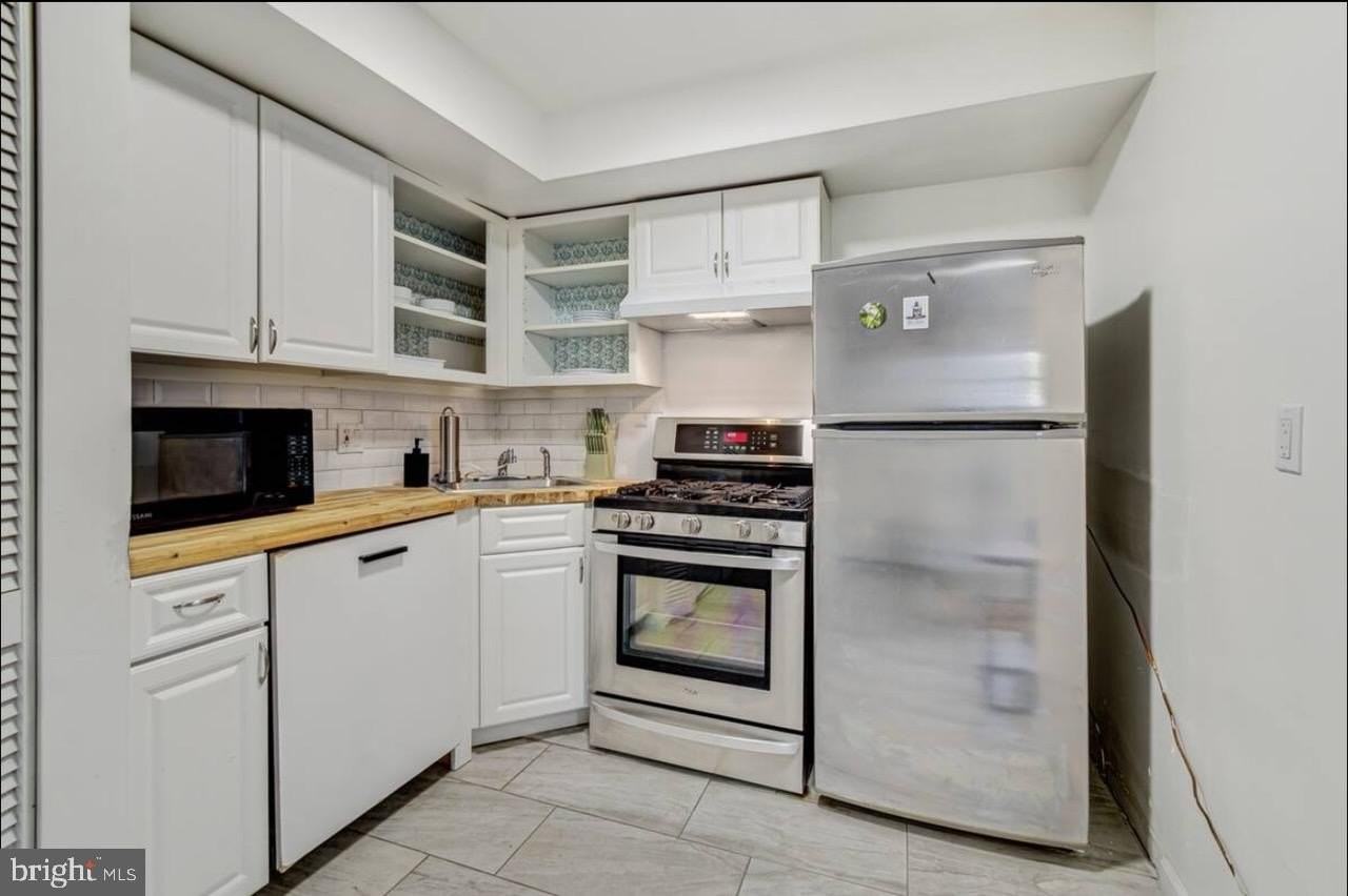 623 6th St Ne #6 - Photo 7 of 15