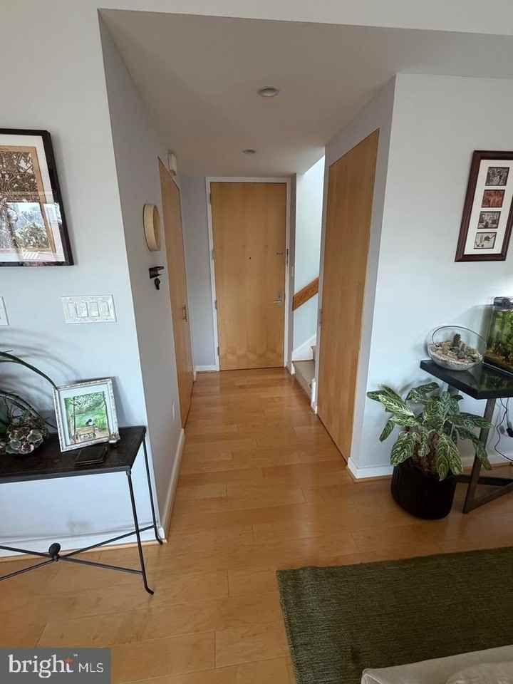 3251 Prospect St Nw #409 - Photo 6 of 30