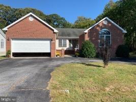 featured image of 32841 E Riga Dr
