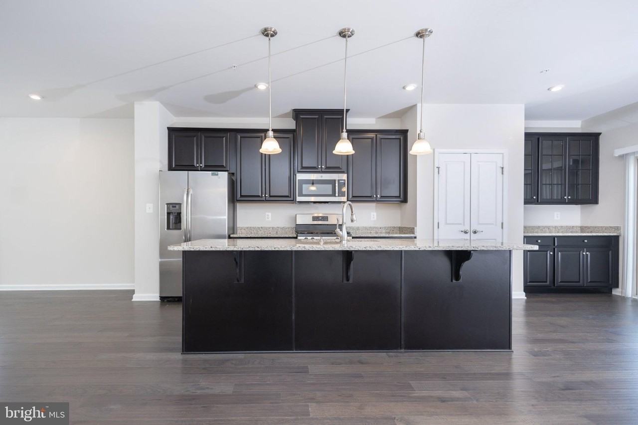 2938 Hebron Ln - Photo 2 of 38