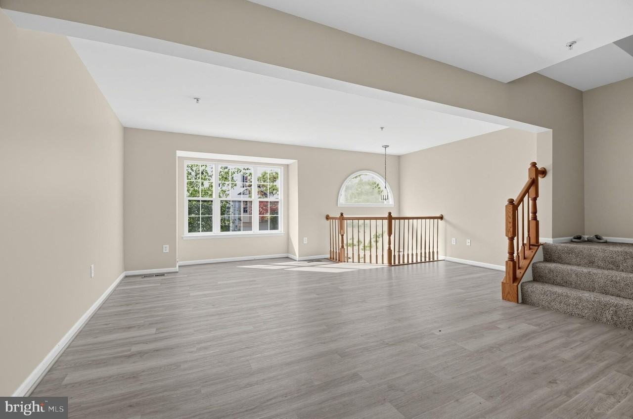 3020 Button Bush Ln - Photo 5 of 30