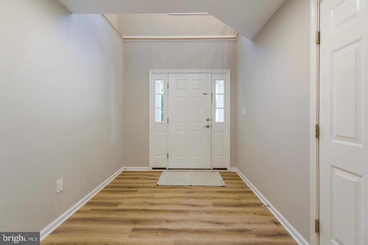 548 Winding Rose Dr - Photo 6 of 43