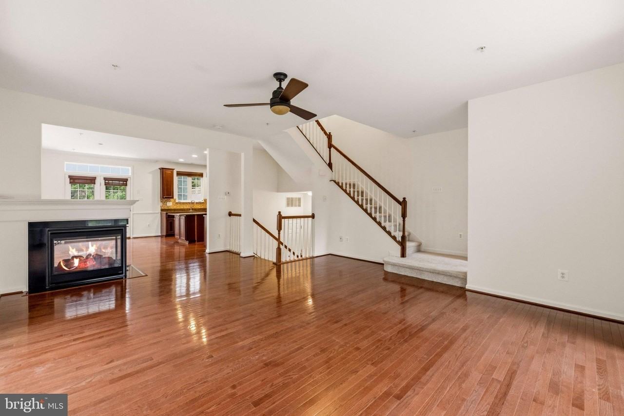 2107 Turleygreen Pl - Photo 5 of 36