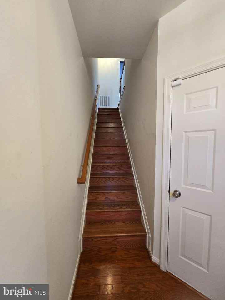 4238 Milledge Blvd - Photo 5 of 22