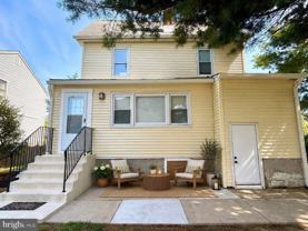 271 W Merchant St #1 - Photo 1 of 1
