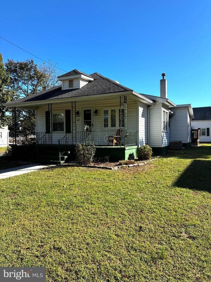41 Andaloro Way - Photo 2 of 15