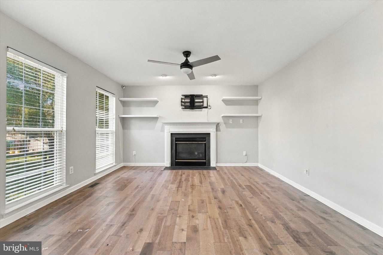417 Winding Stream Rd - Photo 7 of 30
