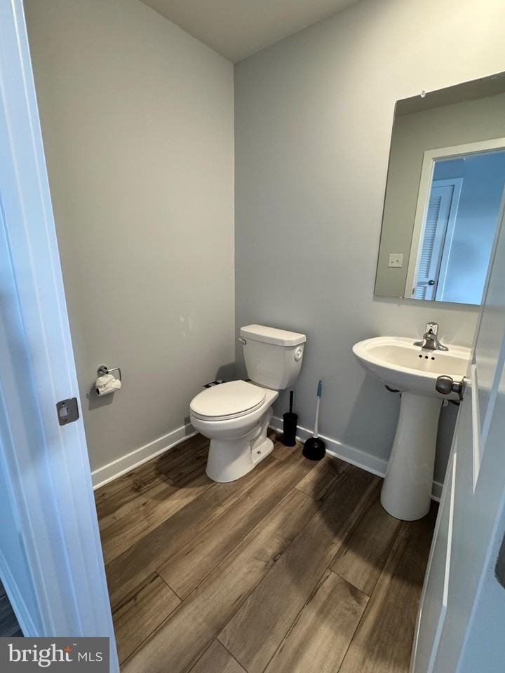 59 E Front St - Photo 5 of 50