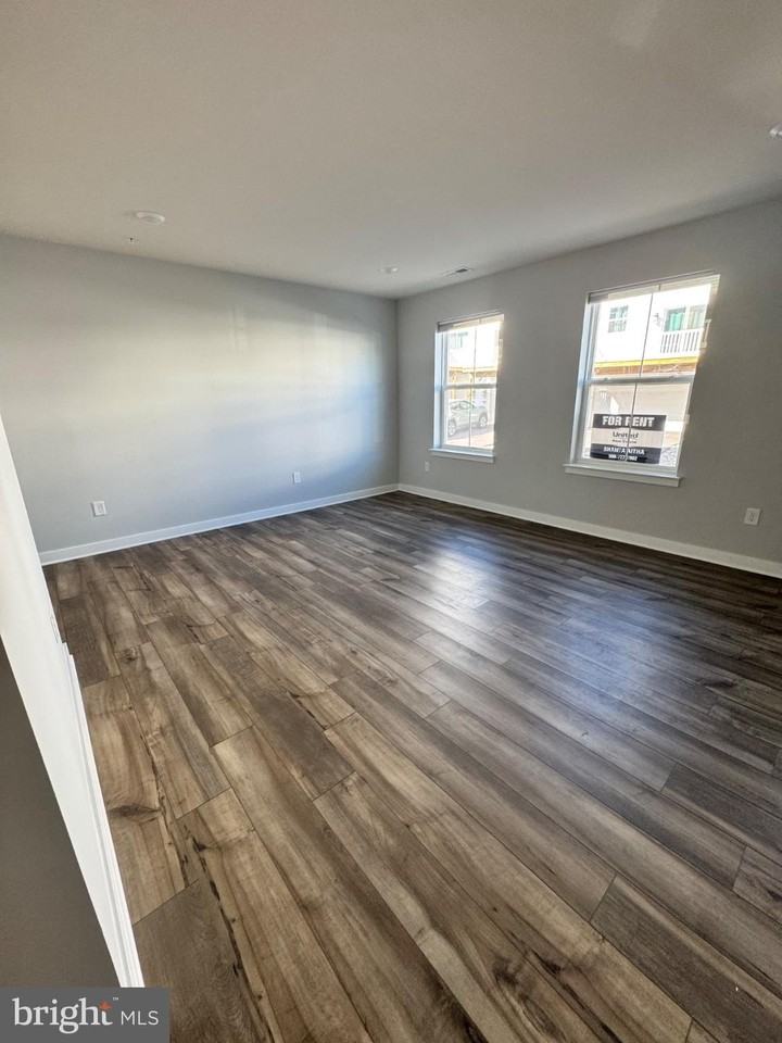 59 E Front St - Photo 6 of 50