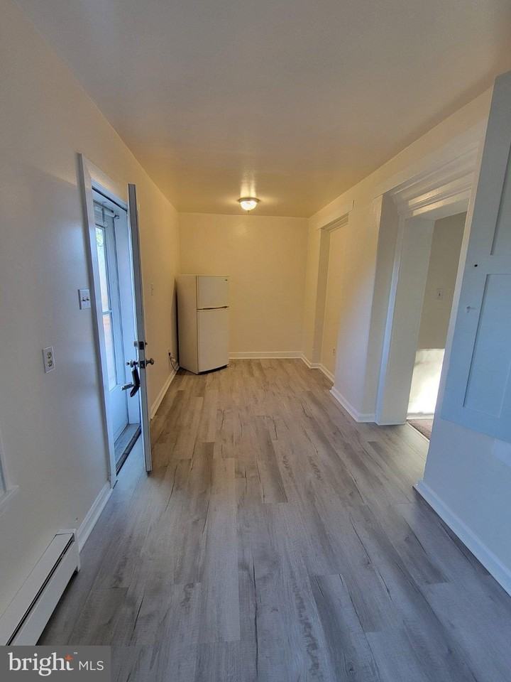 409 Country Club Rd #1 - Photo 4 of 10