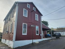 featured image of 350 Walnut St