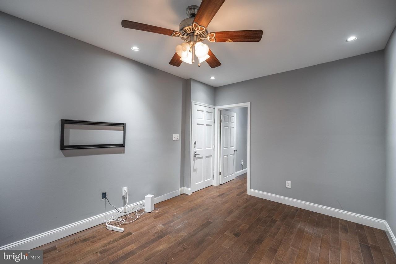 2635 E Somerset St #1 - Photo 3 of 18