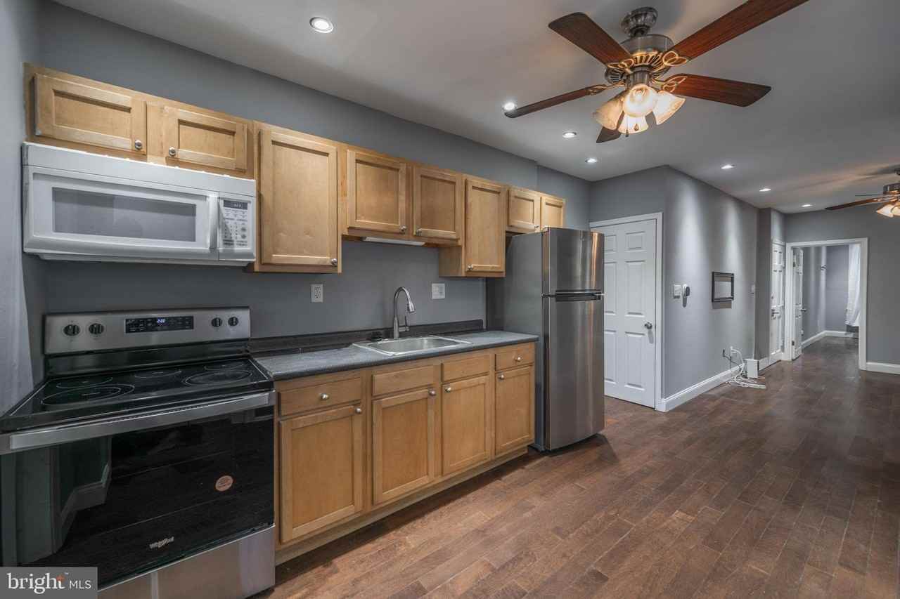 2635 E Somerset St #1 - Photo 6 of 18