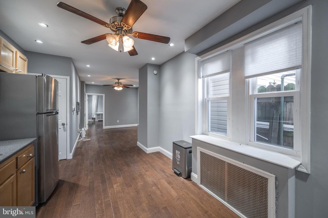 2635 E Somerset St #1 - Photo 7 of 18
