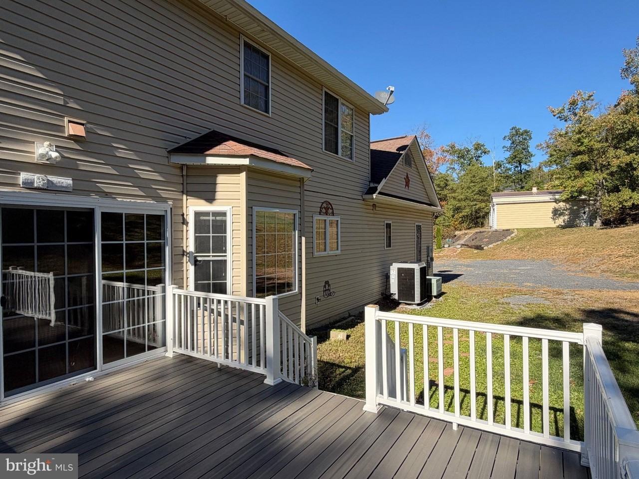 117 Glen Ridge Rd - Photo 3 of 33