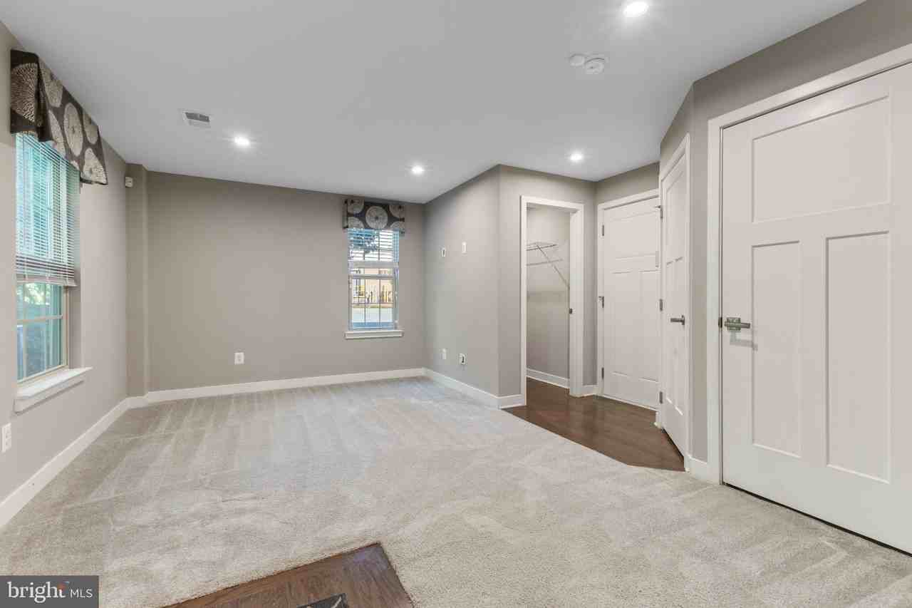 4511 Joseph Bristow Ln - Photo 7 of 40
