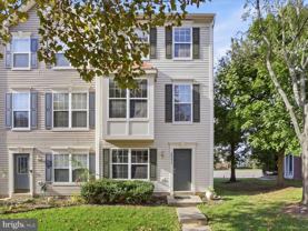 20235 Brookview Sq - Photo 1 of 1