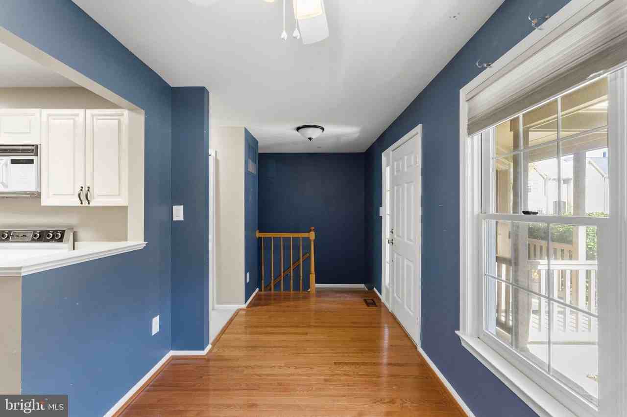 11488 Corinthia Ct - Photo 6 of 30