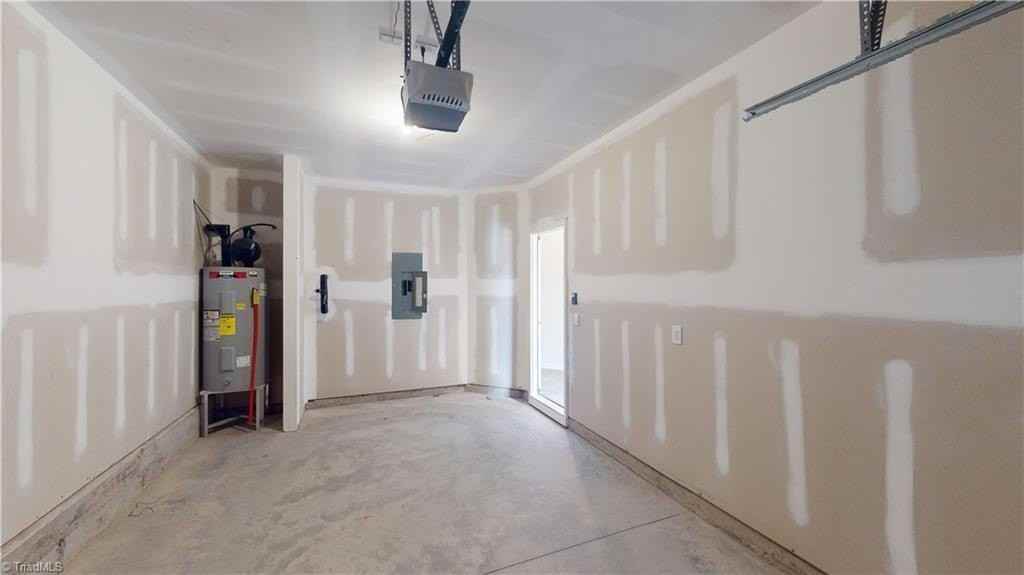1139 Evelynnview Ln - Photo 5 of 11