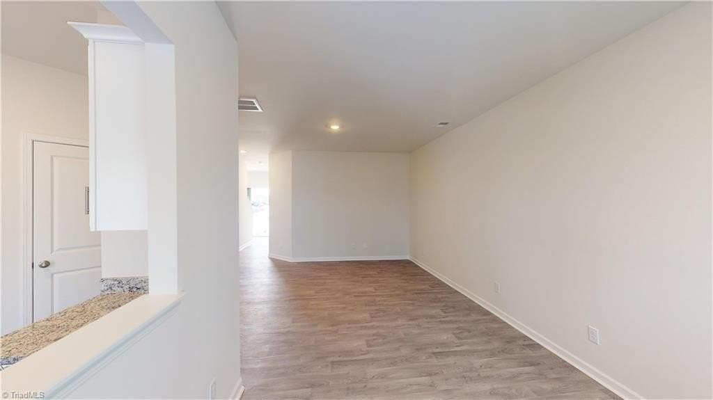 1139 Evelynnview Ln - Photo 6 of 11