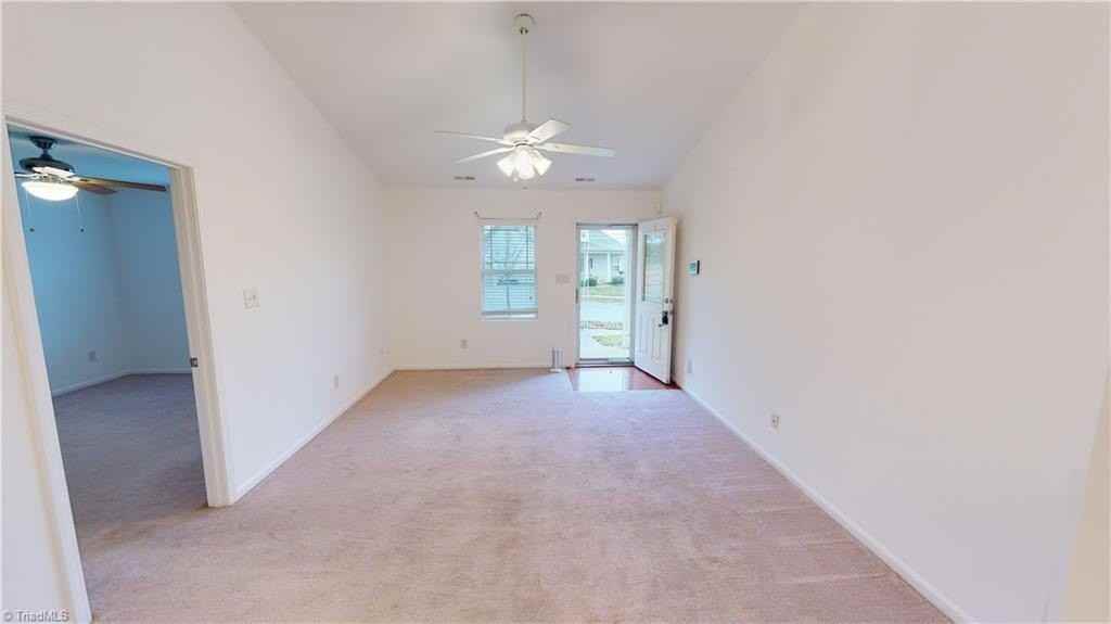 4209 Smith Farm Ln - Photo 2 of 5