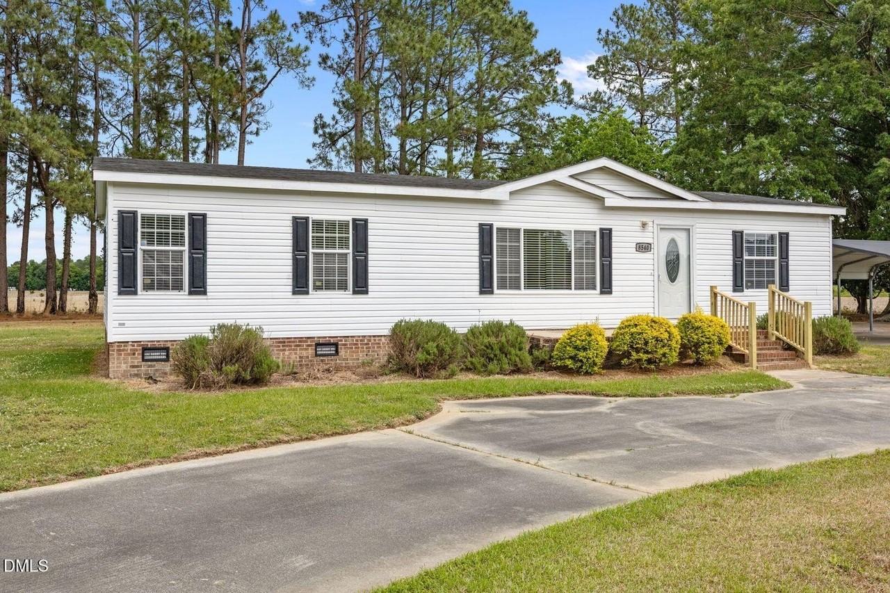 8540 Godwin Falcon Rd - Photo 3 of 48