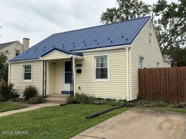 featured image of 621 Woodland Ave