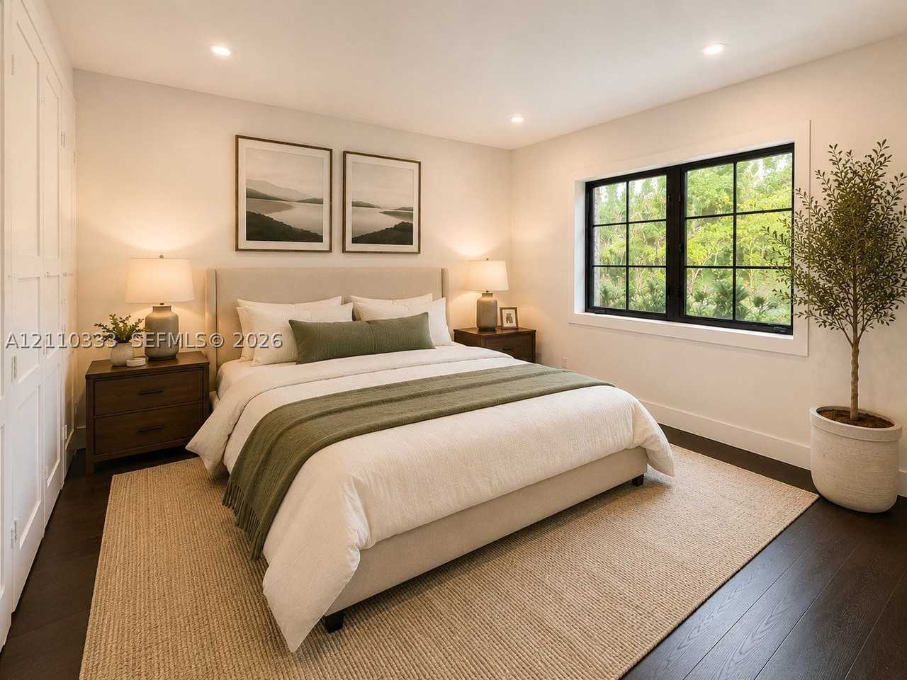 1213 Aguila Ave - Photo 3 of 6