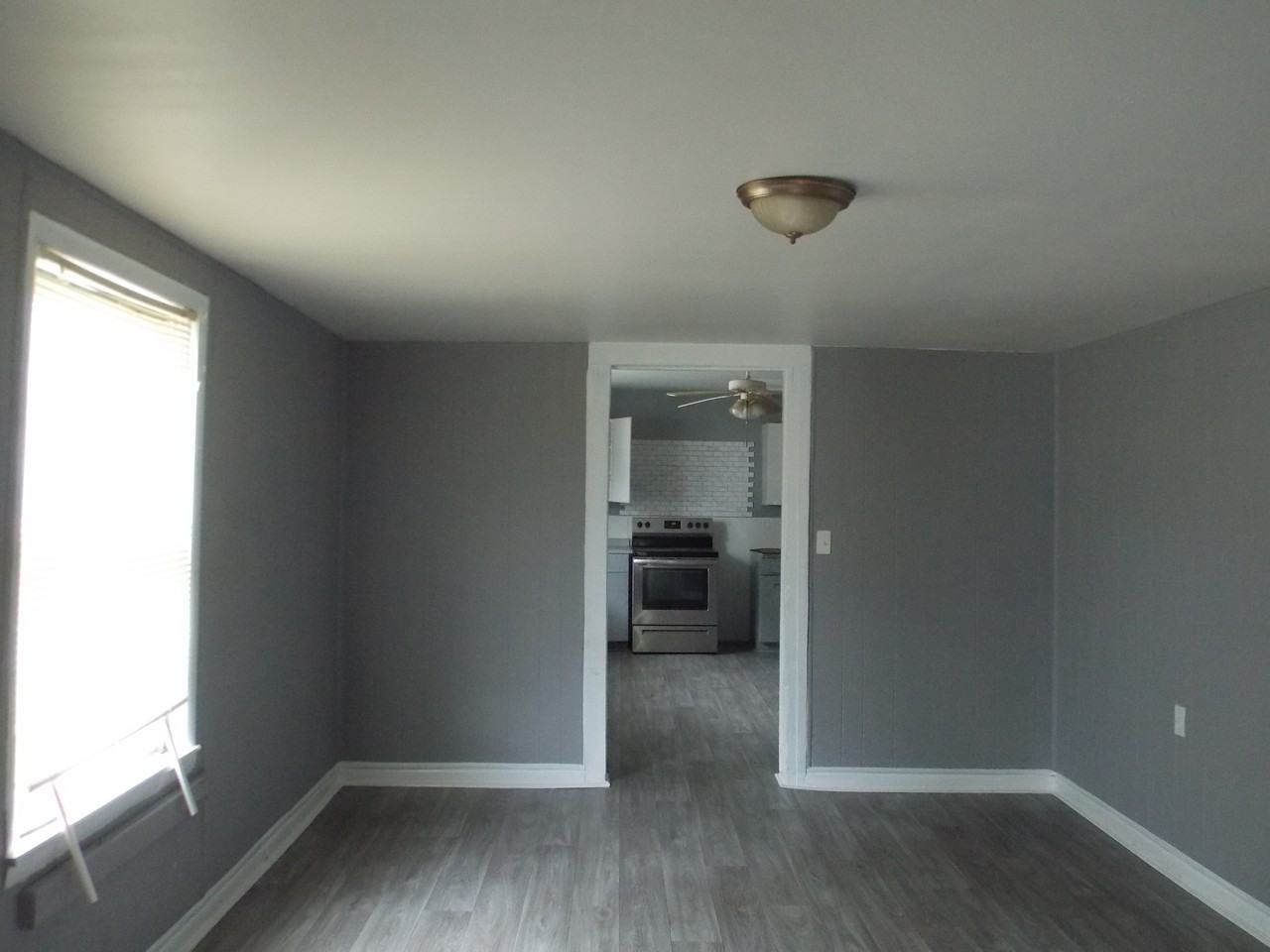 1114 Ellis Rd - Photo 3 of 6