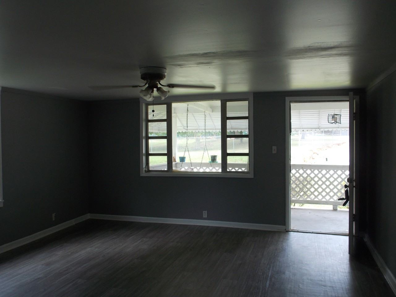 1114 Ellis Rd - Photo 5 of 6