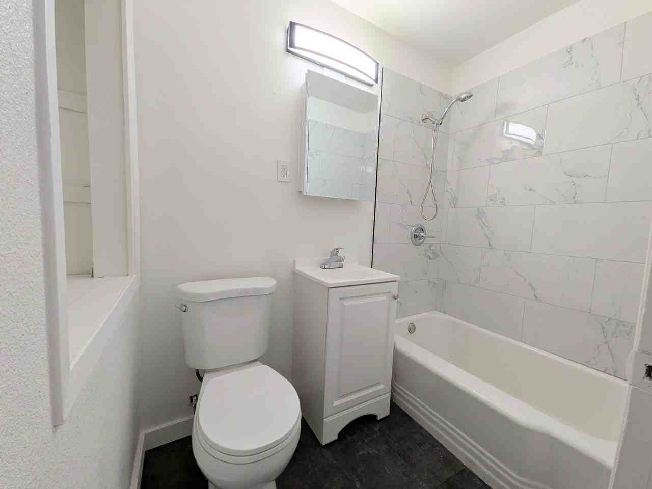 1001 Garfield Ave #1 - Photo 3 of 7