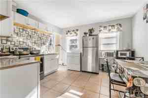 featured image of 43 45 Jackson Ave, #1