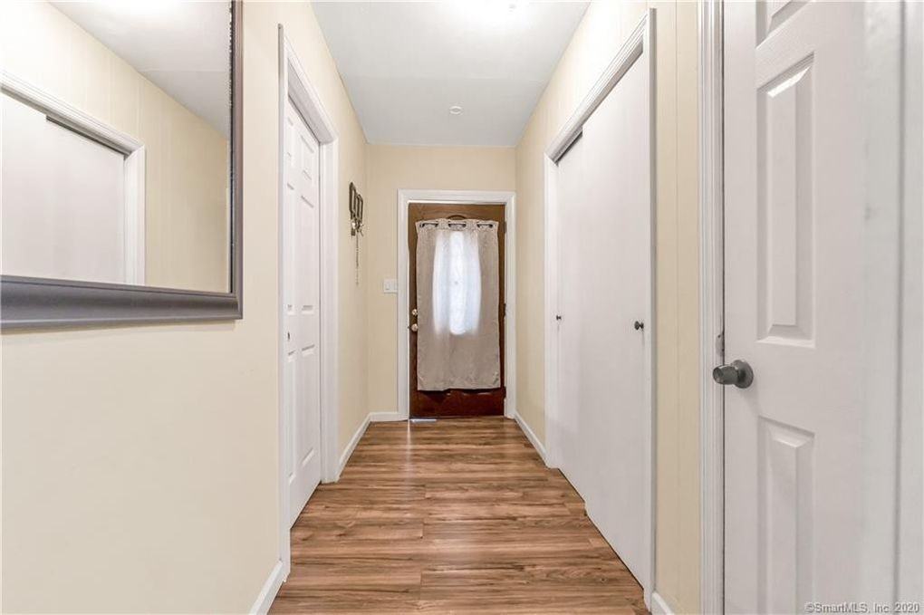 43 45 Jackson Ave, #1 - Photo 3 of 6