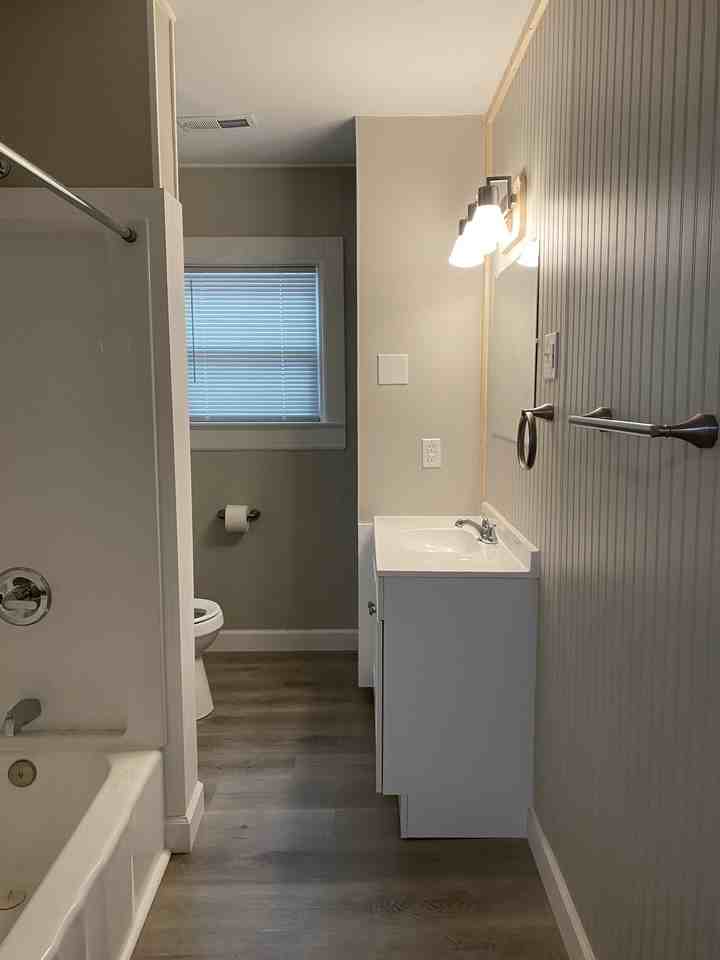 305 N State St #305-1-2 - Photo 7 of 7