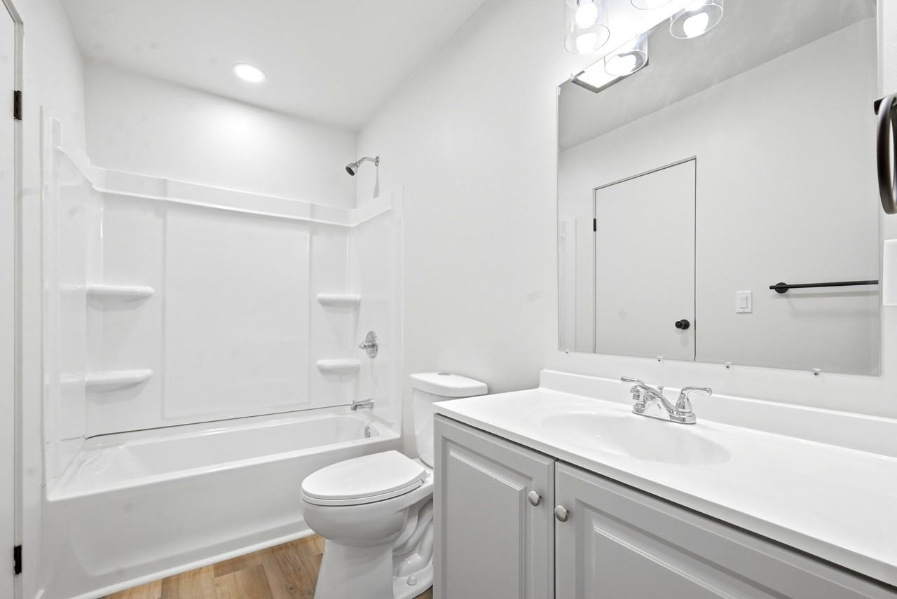 1001 Se 36th St - Photo 7 of 20