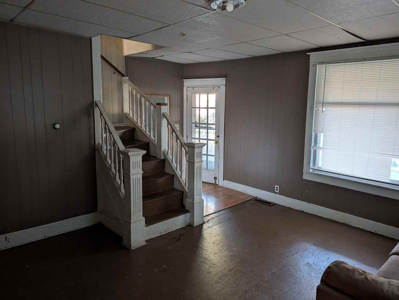 209 E Washington St #1 - Photo 5 of 6