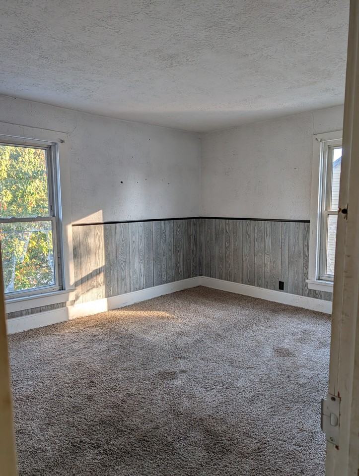 209 E Washington St #1 - Photo 6 of 6