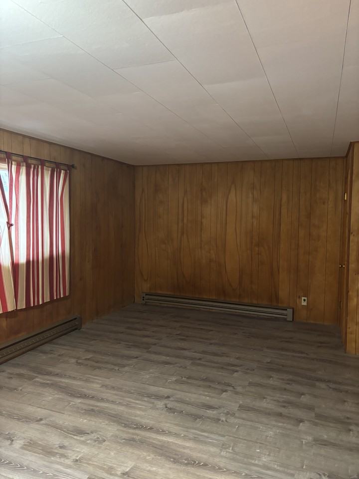 955 6th Ave E #1 - Photo 2 of 7