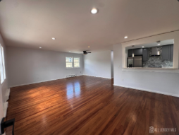 20 Noe St - Photo 4 of 21