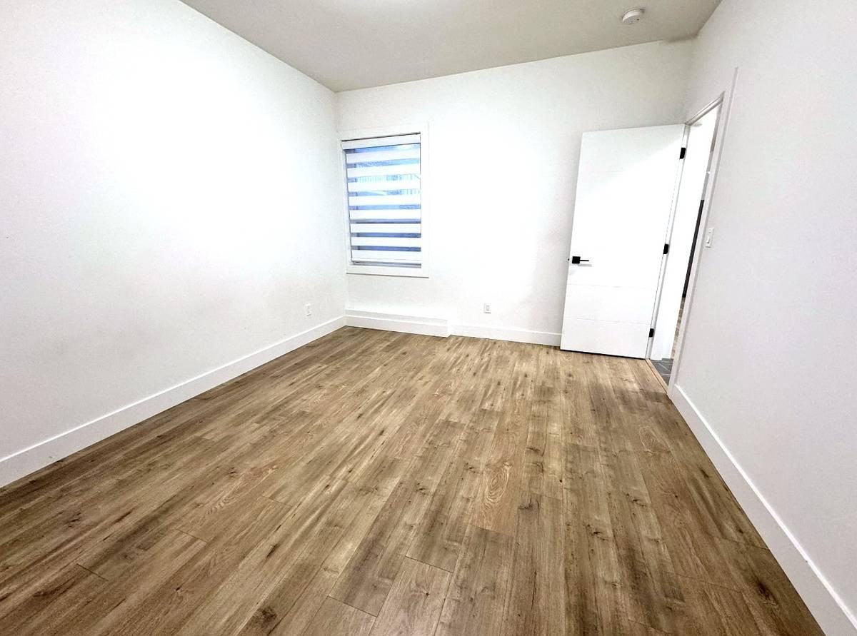 16780 21 Avenue - Photo 6 of 6