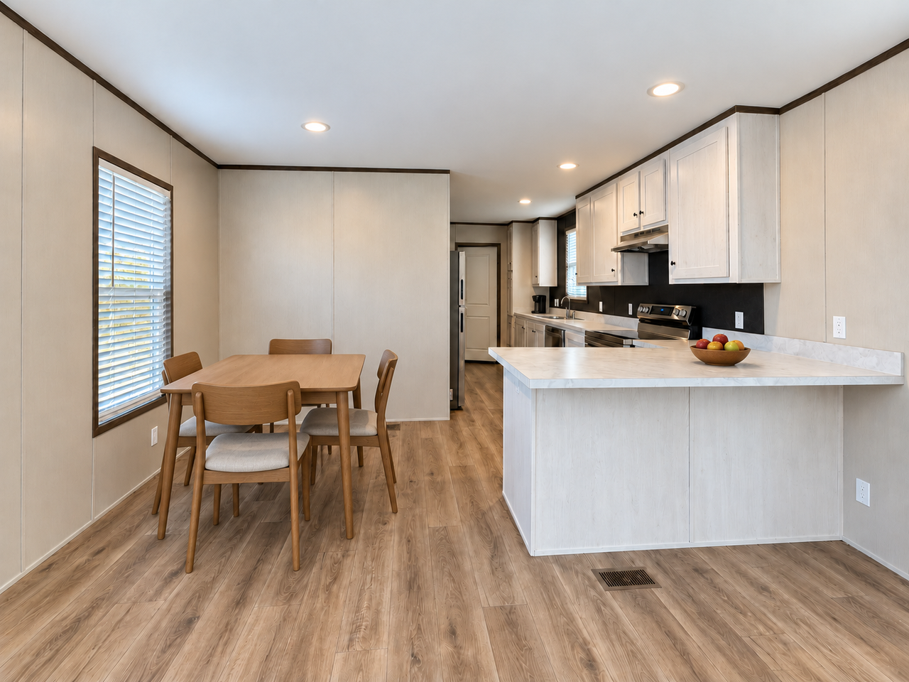 709 N Collins Fwy #5 - Photo 6 of 23