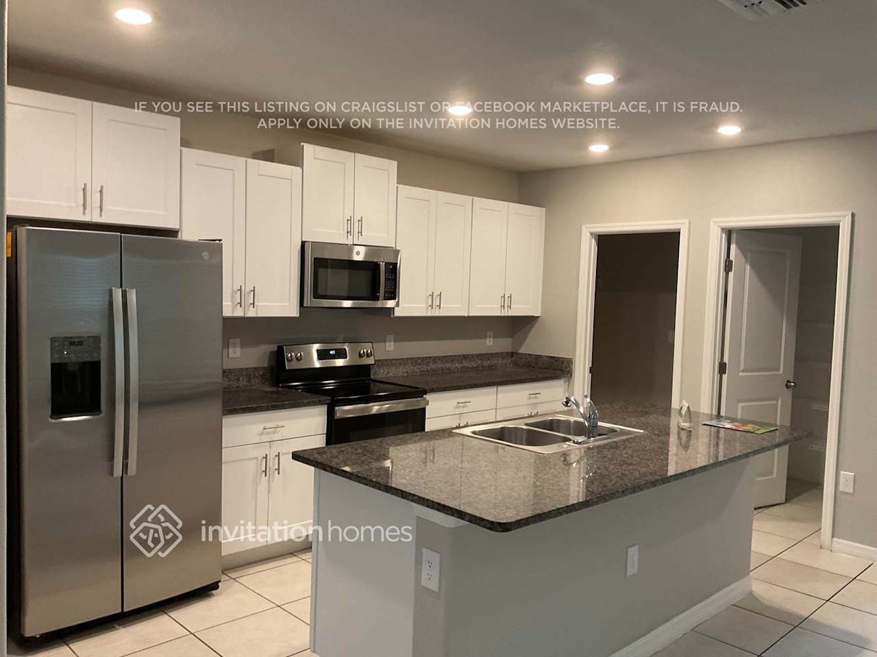 2366 Jungle Dr - Photo 4 of 17