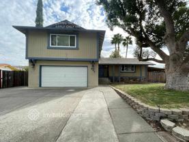 385 Woodside Cir - Photo 1 of 1