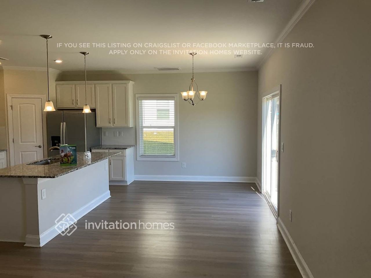 195 Susannah St - Photo 3 of 13