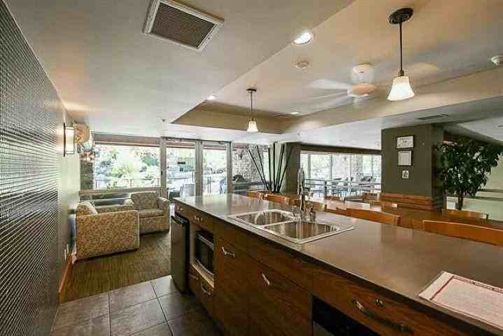 7478 Byrnepark Walk - Photo 7 of 14