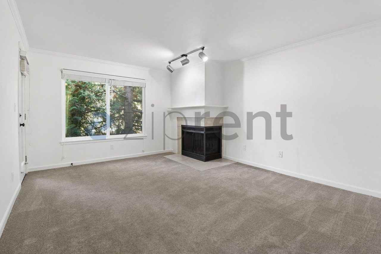11110 Ne 125th Ln #H228 - Photo 2 of 14