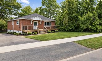 182 Duckworth St, Barrie, ON L4M 3W5, Canada - Photo 1 of 1
